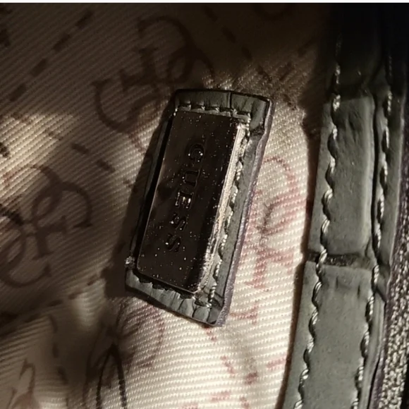 Embossed Guess Shoulder Bag - Picture 12 of 15